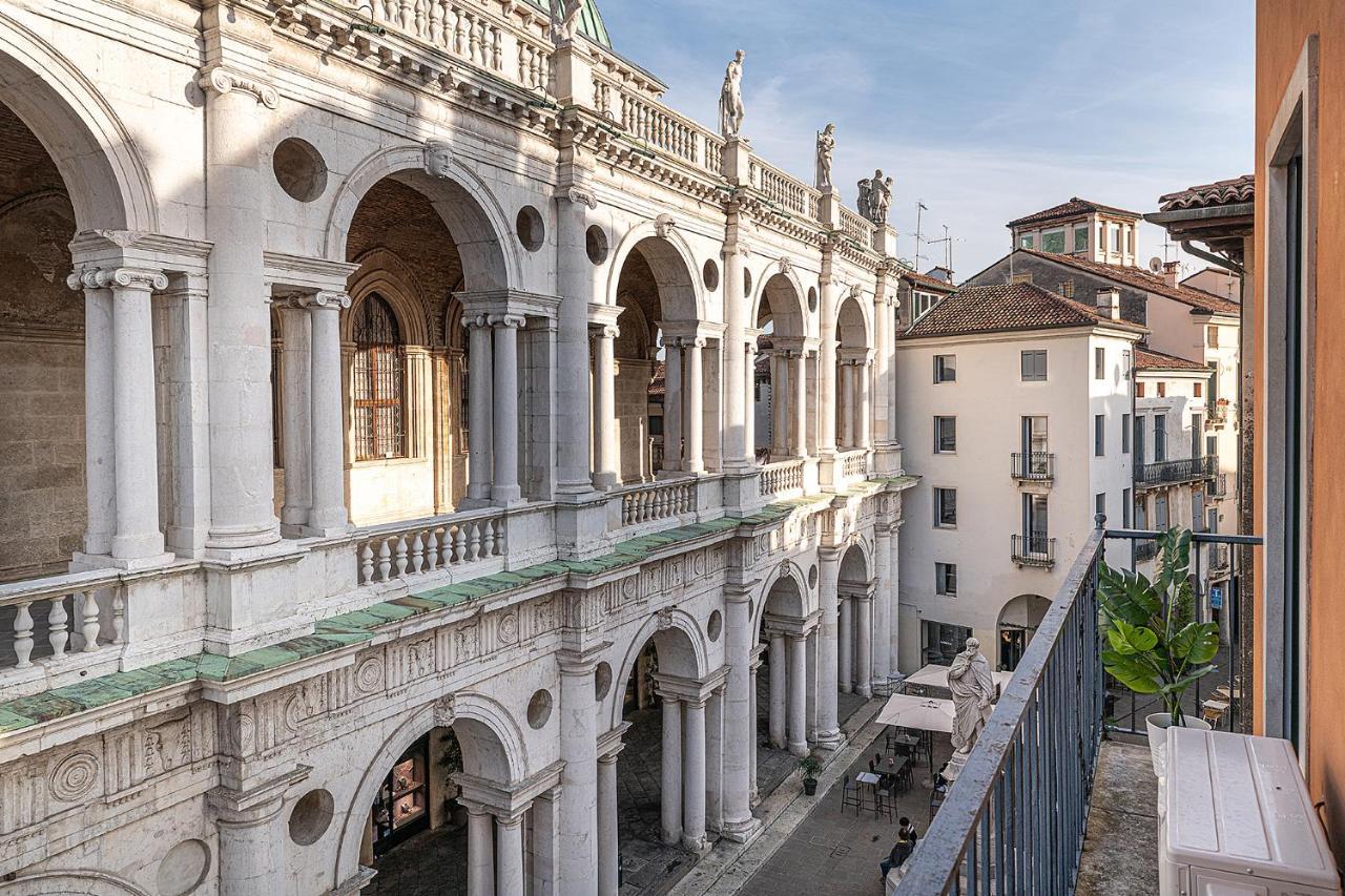 Palladiana, La Vista Di Vicenza